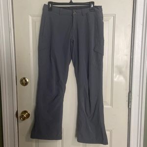 Eastern Mountain Sports Fleece Lined Waterproof Cargo pant. Women’s Size 4